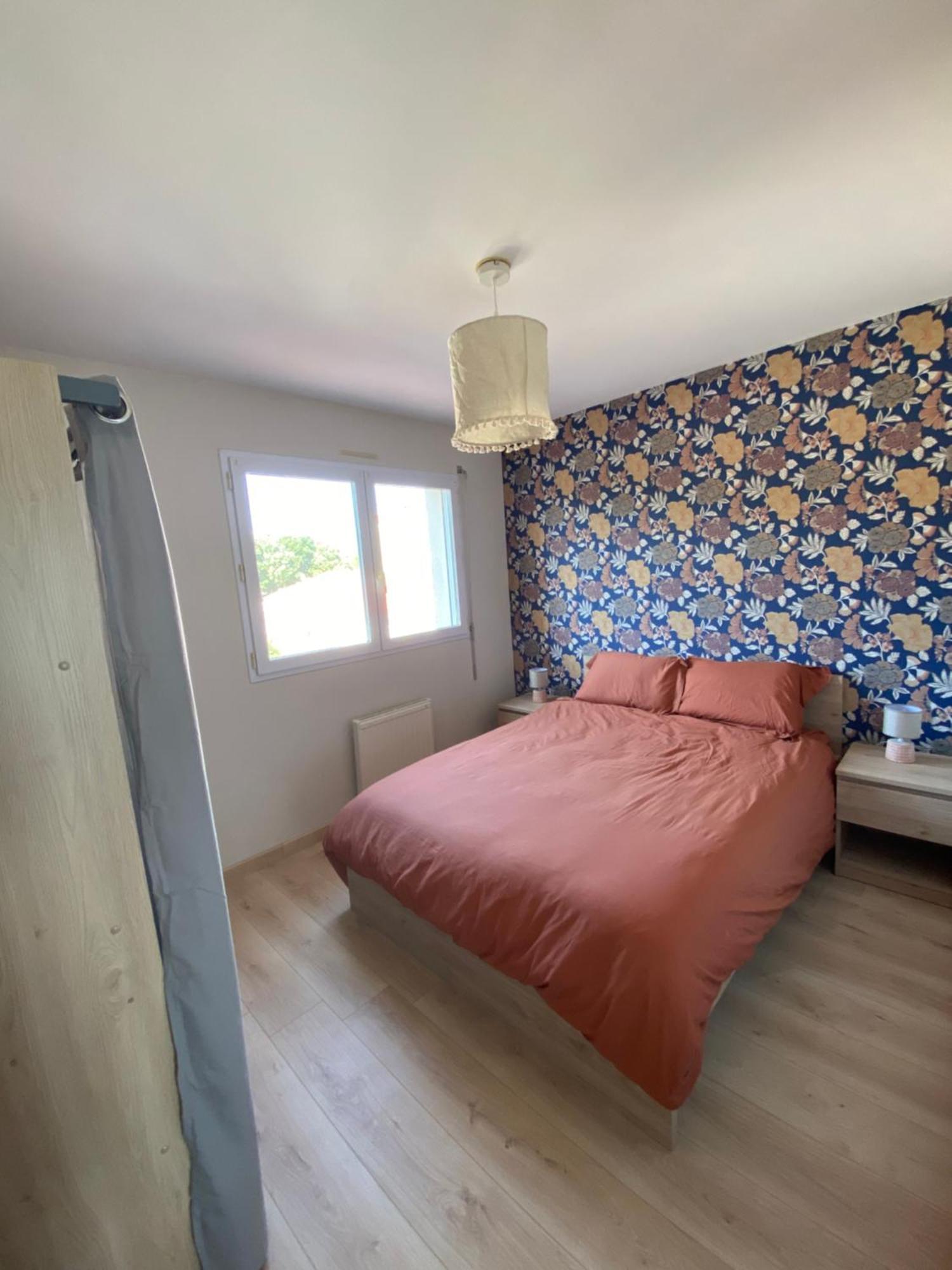 Appartement Vue Sur Mer Et Le Port ฌาร์ด-ซัวร์-แมร์ ภายนอก รูปภาพ